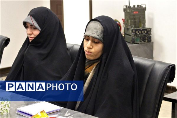 محفل شعر بانوان «رحیل» ویژه کودکان شهید 