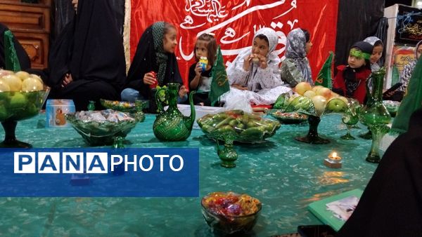 برپایی سفره حضرت‌رقیه (س) در شهر وردنجان