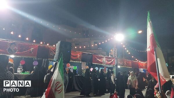 جشن و نورافشانی آسمان میدان جمهوری اسلامی تهران به مناسبت جشن ازدواج پیامبر اکرم(ص) و حضرت خدیجه(س)