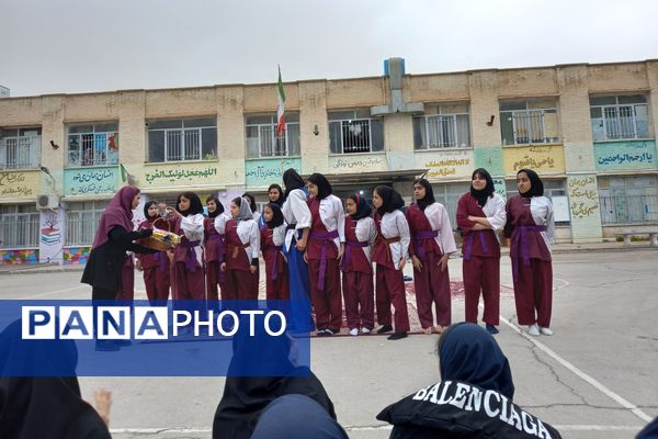 المپیاد ورزشی درون مدرسه‌ای در دبیرستان شاهد فیض ناحیه ۳ شیراز