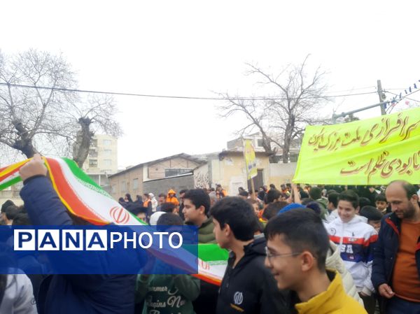 تجدید میثاق با آرمان های انقلاب در همدان