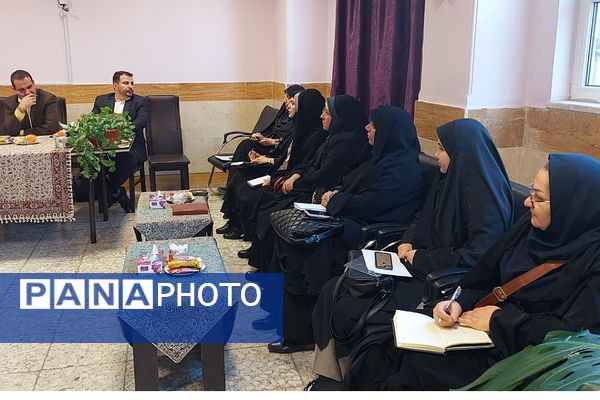 گردهمایی نمایندگان مدیران مناطق شهرستان‌های استان‌‌تهران در بهارستان‌۲