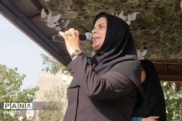 نشاط و پویایی در هفته تربیت بدنی دبیرستان دخترانه فاطمه‌الزهرا (س)
