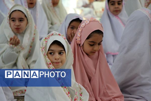 پرواز فرشته‌های آسمانی؛ جشن تکلیف دختران سملقان در مسجد جامع