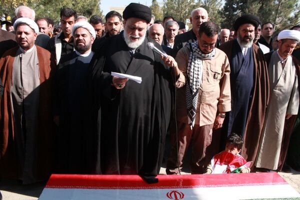 مراسم تشییع پیکر پاک شهید الله‌وردی رحیم‌پور شهید راه قدس در بهارستان‌2
