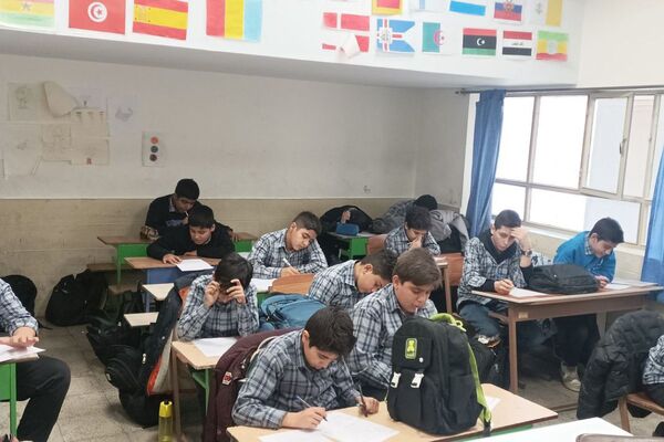 آزمون شبه‌تیمز؛ سنجش سطح علمی دانش‌آموزان فیروزکوه در مقایسه با استانداردهای جهانی