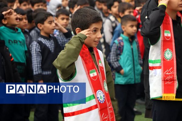 صبحگاه دانش در دبستان خیراندیشان گرگان