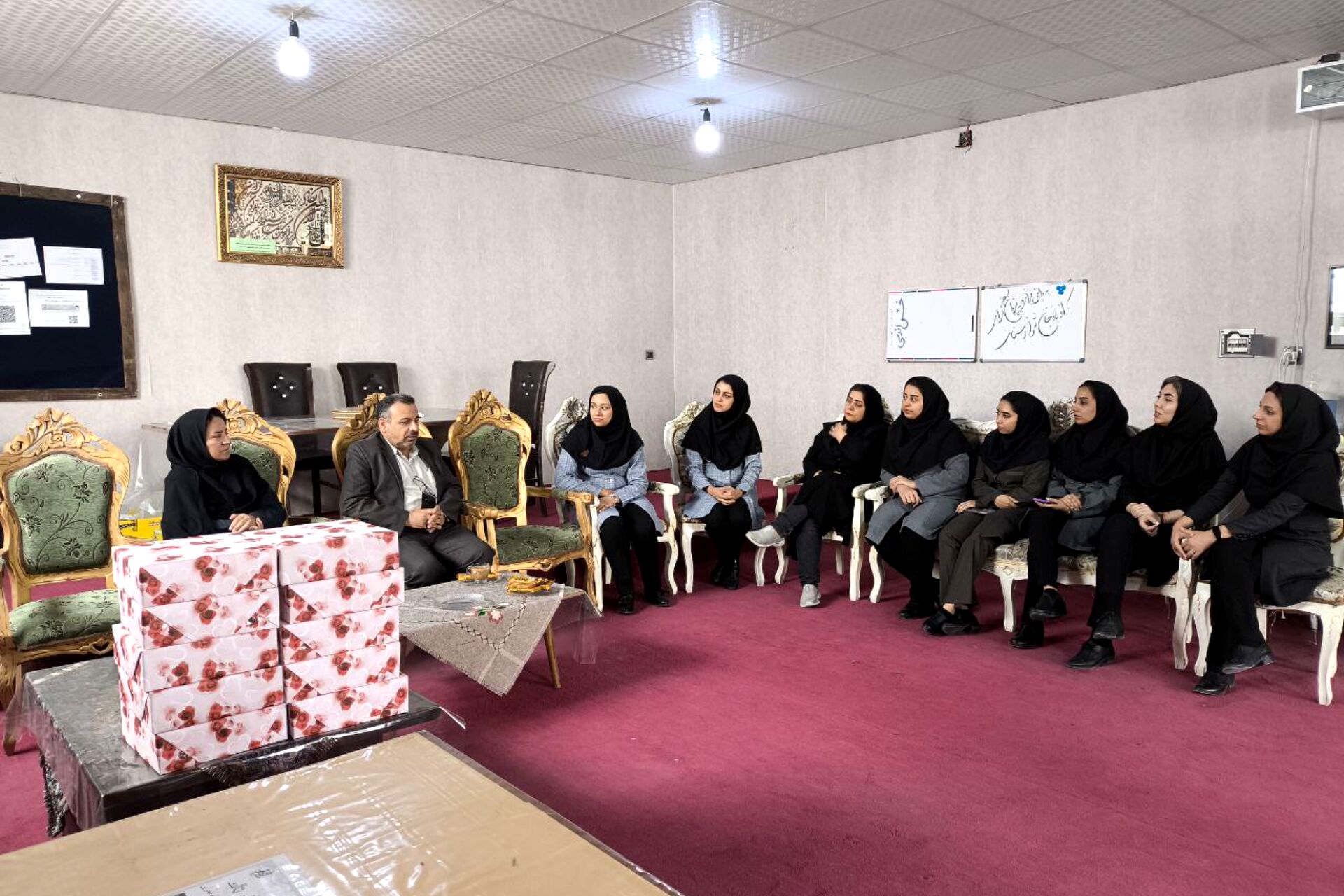 تقدیر مسئولان شهرستان لارستان از دبیران دبیرستان راه برتر