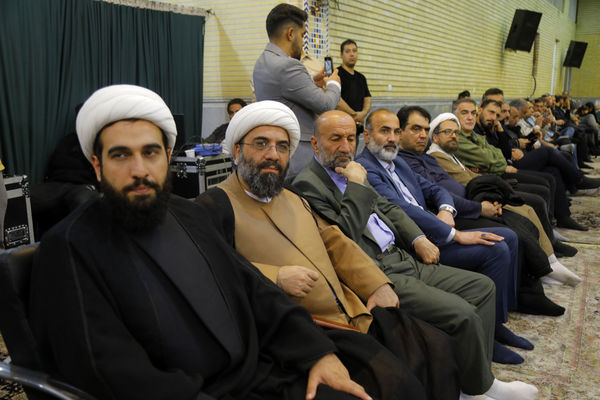 دورهمی رسانه‌ای اعضای خانه مطبوعات استان قم