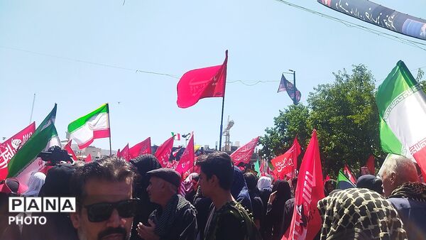 پیش به سوی تشییع رهبر شهیدمان-۳