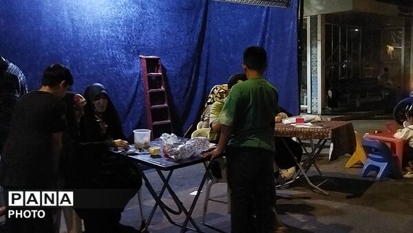 موکب جبهه فرهنگیان نیشابور در صد و چهارمین شب از اجتماعات مردمی 