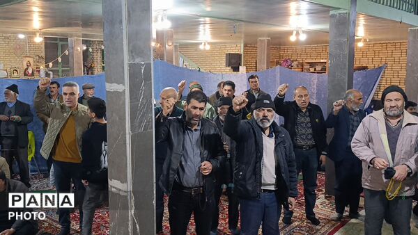 برگزاری سفره اطعام به‌مناسبت ایام شهادت امام علی(ع) در مسجد امام حسین(ع) سفیددشت