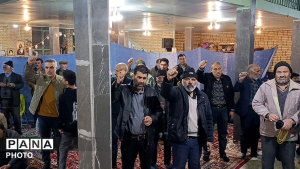 برگزاری سفره اطعام به‌مناسبت ایام شهادت امام علی(ع) در مسجد امام حسین(ع) سفیددشت