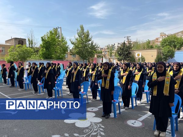  بازدید ارزیاب تخصصی سازمان دانش‌آموزی از فعالیت‌های مدارس تشکیلاتی سازمان دانش‌آموزی مناطق ۱۷ گانه استان چهارمحال وبختیاری