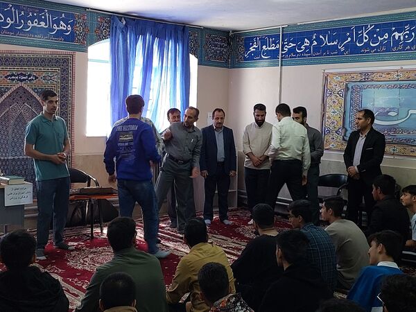 مراسم تجلیل از ستارگان دبیرستان عابدینی خرم ملارد 