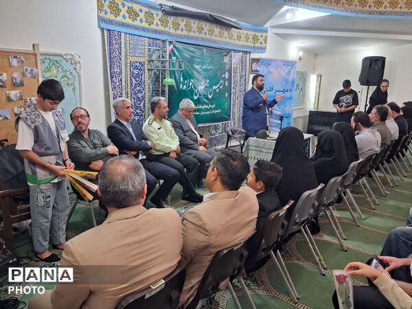 طنینِ «زنگِ مهر» در مدرسه شهدای صنف گردبافانِ منطقه ۱۶