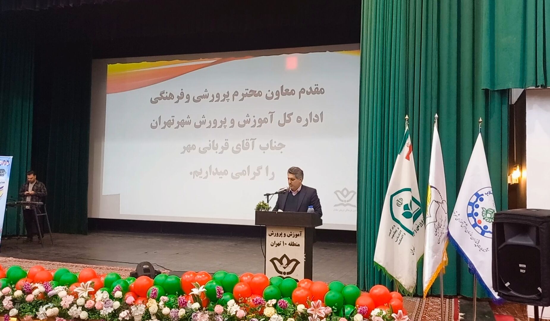 دانش‌آموزان سرمایه آینده انقلاب هستند