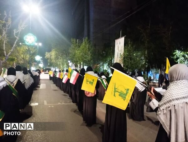 اقتدار و آمادگی دختران البرزی در رژه «جان فدای البرزی» پاسخی به هجمه‌ها در دهه کرامت