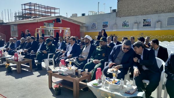 آیین نواختن " زنگ سپاس معلم "  در تربت حیدریه