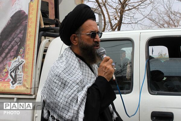 حضور شجاعانه چترودی‌ها در روز بارانی قدس