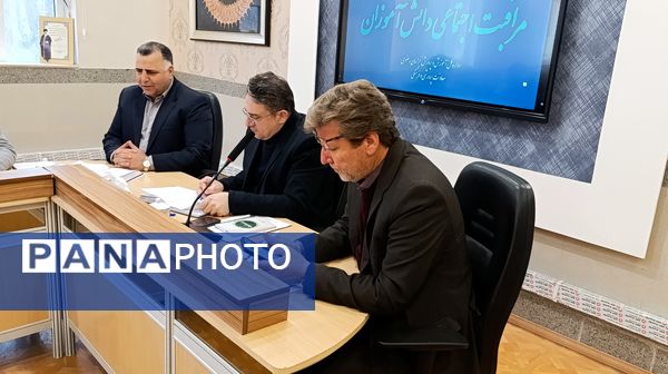 اهمیت برگزاری نماز و اجرای طرح نماد در مدارس