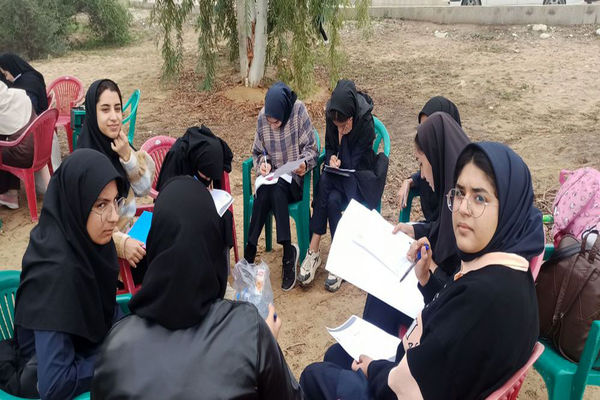 اردوی توانمندسازی دانش‌آموزان دختر  همیار مشاوران در بوشهر