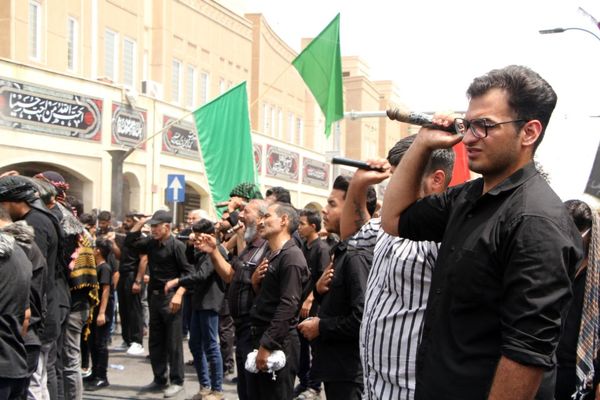 عزاداری عاشورای حسینی در گرمای سوزان بم