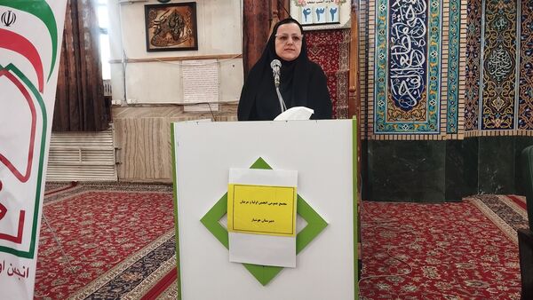 اولین جلسه عمومی انجمن اولیا و مربیان مدرسه هوشیار