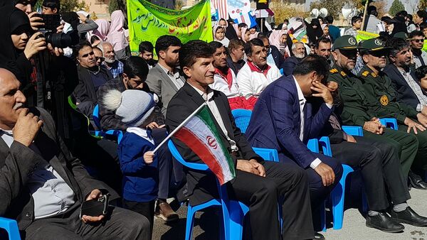 راهپیمایی باشکوه ۱۳ آبان در شهرستان بن 