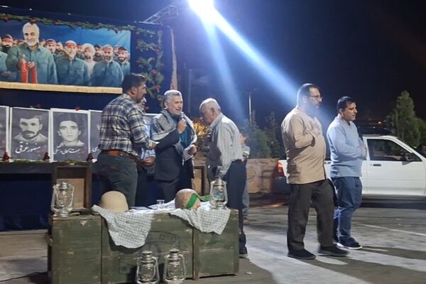 بزرگداشت مقام شهدای دفاع مقدس در آخرین روز هفته دفاع مقدس