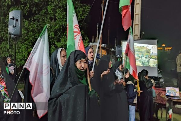 پرچم عزت را می‌بریم بالا 