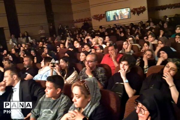 روایت آسمانی فرشتگان میناب در فرهنگسرای امام علی(ع) شهریار