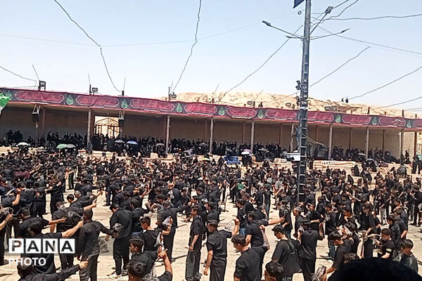 صبح و شب تاسوعا؛ تجلی شور حسینی در حسینیه بزرگ جاجرم