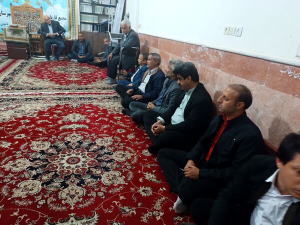 نشست فرماندار با اصناف و بازاریان گناباد 