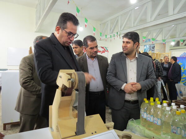 افتاحیه نمایشگاه دستسازه های هنرستان های شهرستان بجنورد 