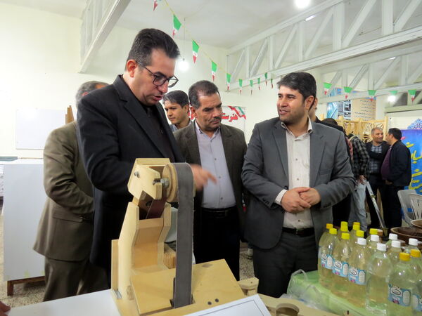 افتاحیه نمایشگاه دستسازه های هنرستان های شهرستان بجنورد 