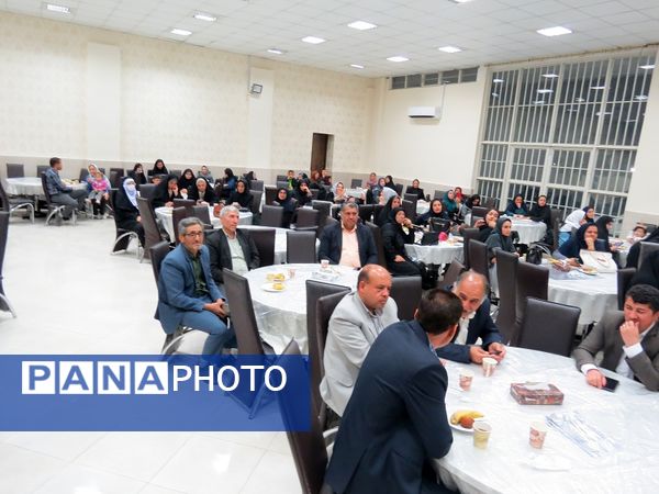 برگزاری تجلیل از همکاران طرح اکرام وایتام شهرستان بجنورد