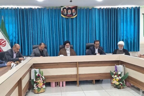تأکید نماینده ولی‌فقیه در کهگیلویه و بویراحمد بر نقش محوری آموزش و پرورش در آگاهی‌بخشی جامعه/حضور مردم در صحنه، رمز پیروزی بر دشمنان است/ آموزش وپرورش در جنگ رمضان پای کار بوده و موفق عمل کرده است