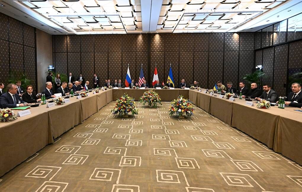 نخستین روز مذاکرات سه جانبه روسیه اوکراین و آمریکا در ژنو به پایان رسید