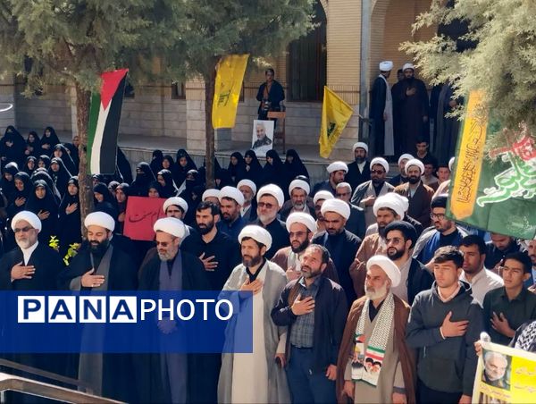 اجتماع روحانیون و طلاب حوزه علمیه خراسان شمالی در محکومیت اسرائیل و ترور  شهید سید حسن نصرالله 