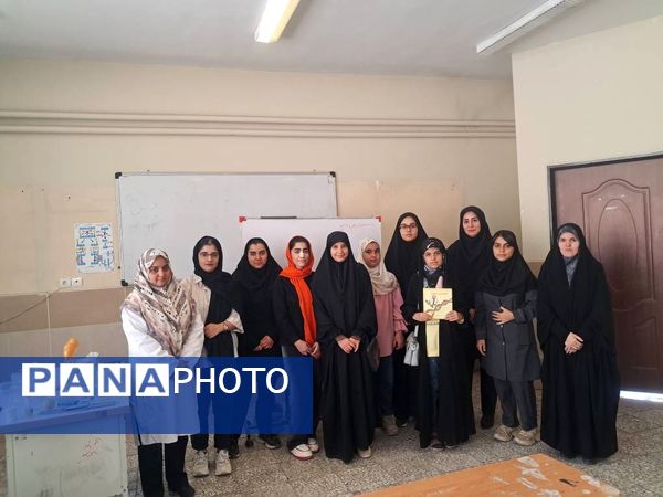 اجرای طرح پایگاه تابستانی در دبیرستان حدیث کسا ناحیه یک شهرری