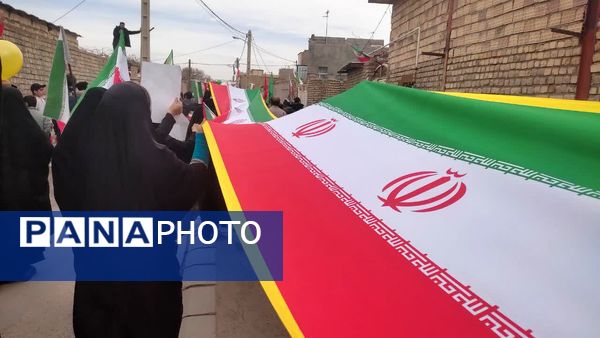 راهپیمایی 22 بهمن در روستای صرم قم