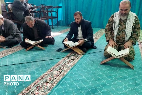 اقامه باشکوه نماز وحدت‌آفرین جمعه در فیروزکوه