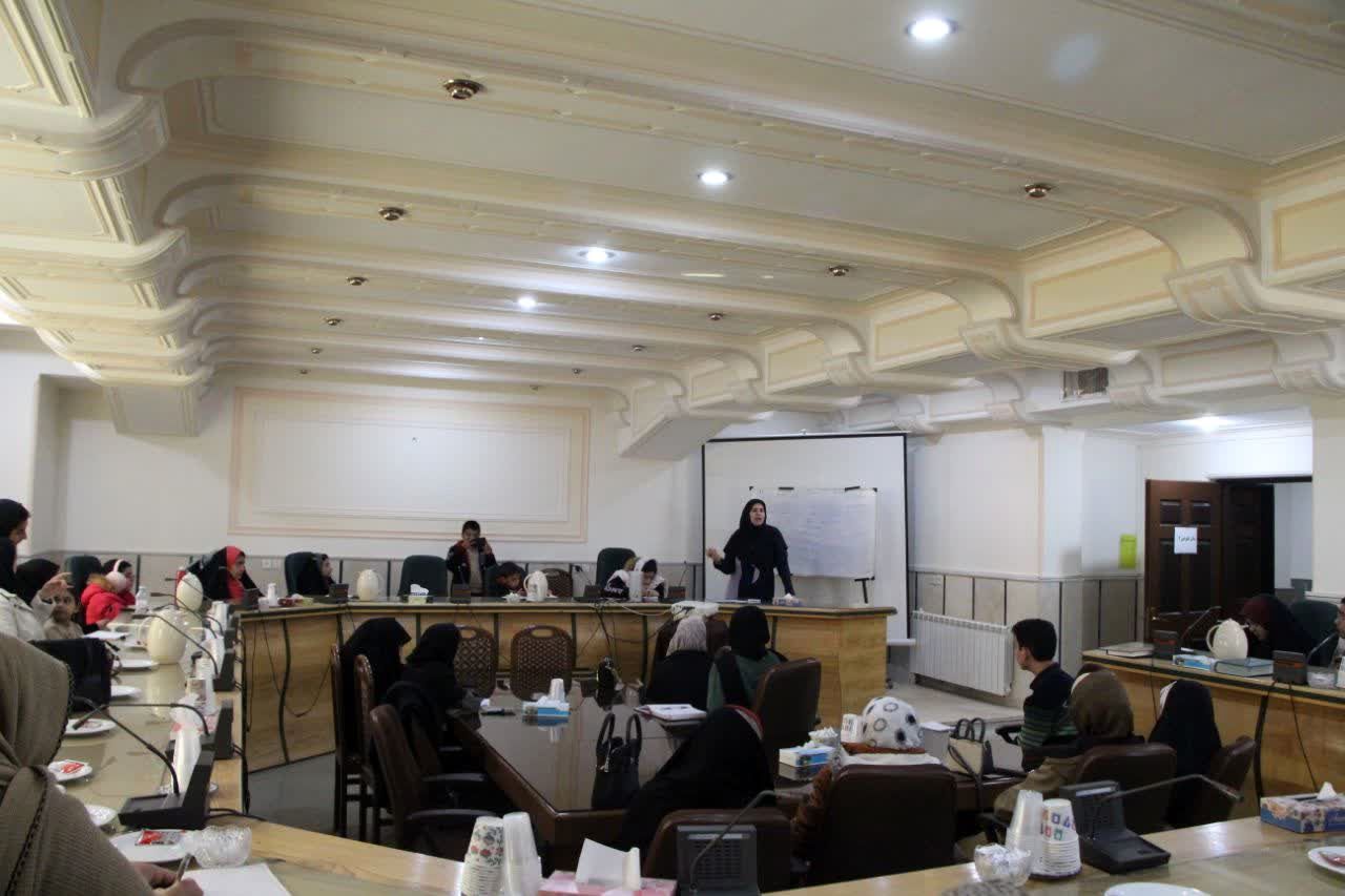 گارگاه آموزش خبرنگاری ویژه پانا در یزد 