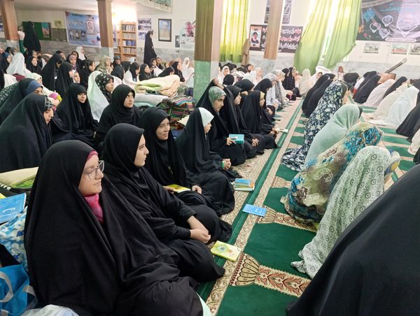 اعتکاف دانش‌آموزی در شهرستان سملقان 