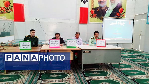 دانش‌آموزان در تریبون آزاد، نقدهای خود را به مسئولان مطرح کردند