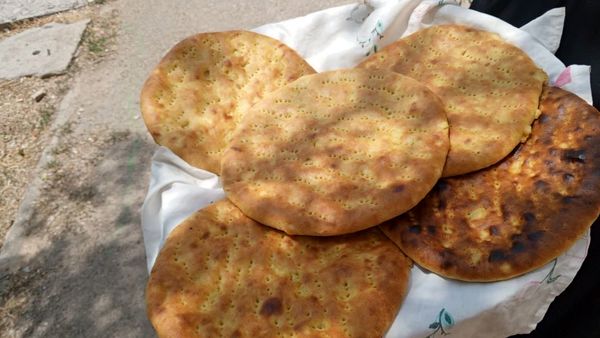 غرفه هنری دختران و مادران فاروجی در پارک وحدت 