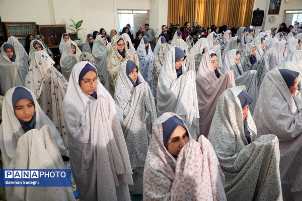 مراسم اقامه نماز جماعت اولین روز بازگشایی مدارس