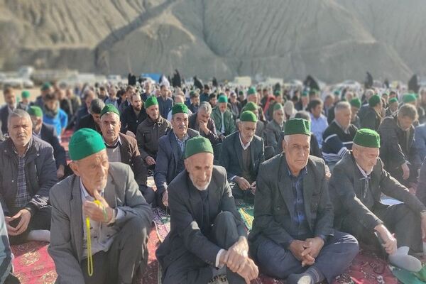 برگزاری نماز عید فطر در شهرستان نیشابور 