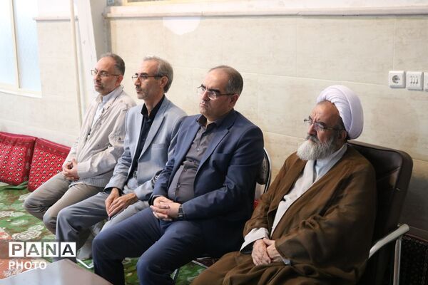 اختتامیه کلاس‌های قرآنی دارالقرآن آموزش و پرورش مرند